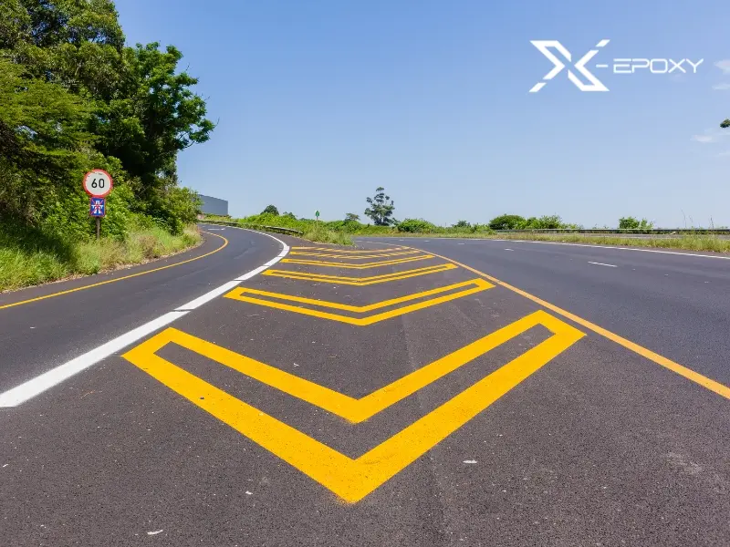 Sơn epoxy kẻ vạch là gì? Sơn vạch kẻ đường quy trình thi công đúng chuẩn 8 Có các loại sơn epoxy vạch kẻ đường được thiết kế để có khả năng phản quang cao