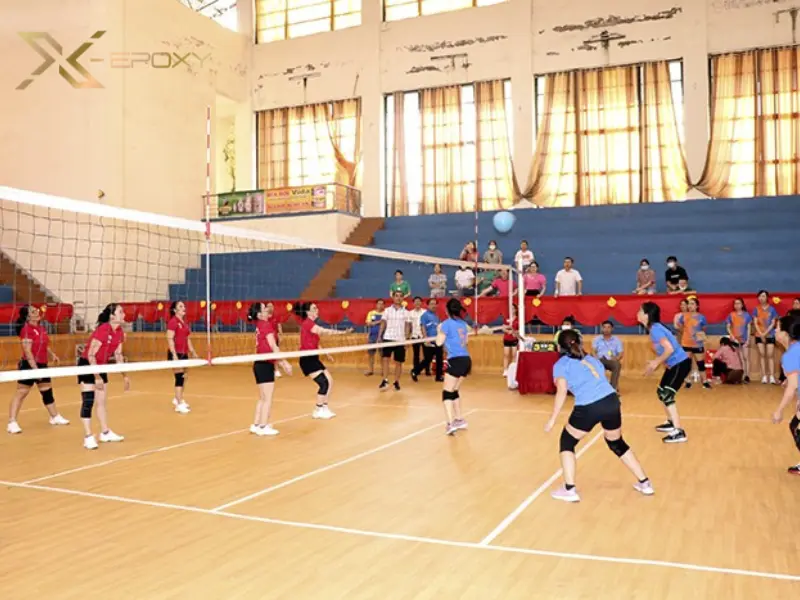 kích thước sân bóng chuyền hơi nam nữ tại trường