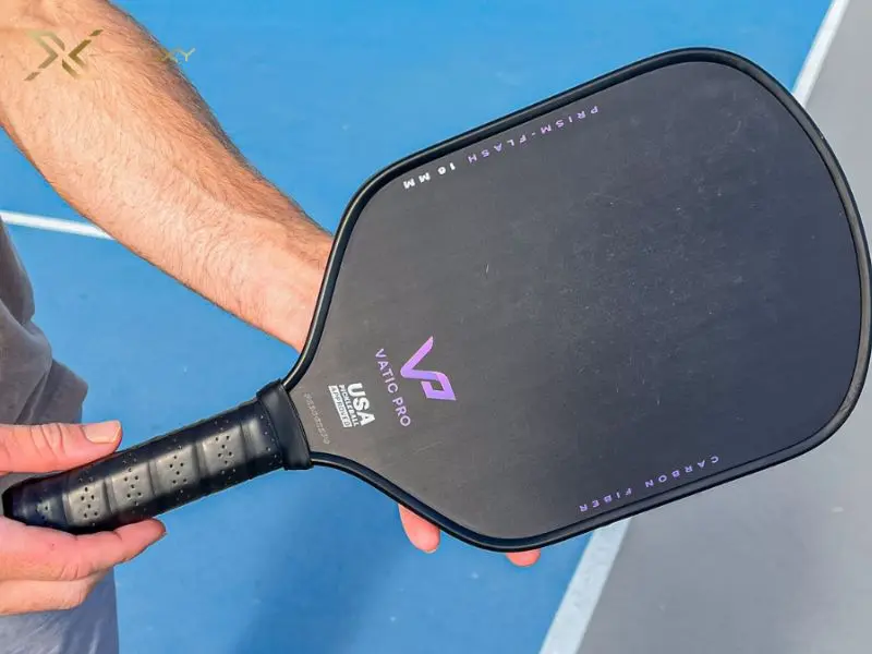 Khám phá các loại vợt Pickleball: Hướng dẫn chọn vợt từ chuyên gia 7 Vợt pickleball sợi Carbon mang lại khả năng kiểm soát bóng tuyệt vời