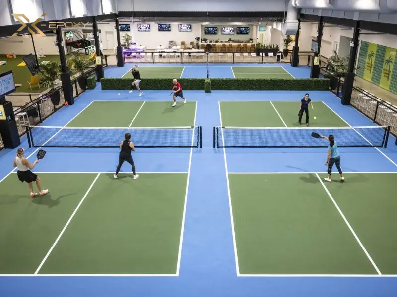 Diện tích tối thiểu khi thiết kế sân pickleball trong nhà ~167 m2