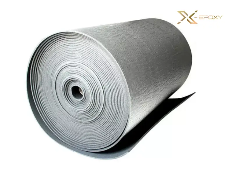 Xốp PE OPP với hai lớp nhôm và PE bọt khí giúp ngăn 95–97% bức xạ nhiệt, tăng hiệu quả